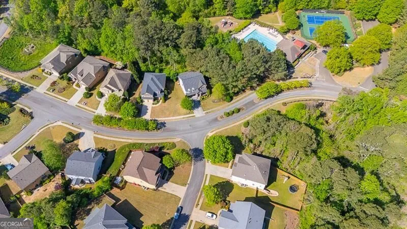 300 Hampton PL Canton, GA 30115