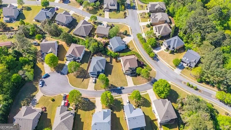 300 Hampton PL Canton, GA 30115