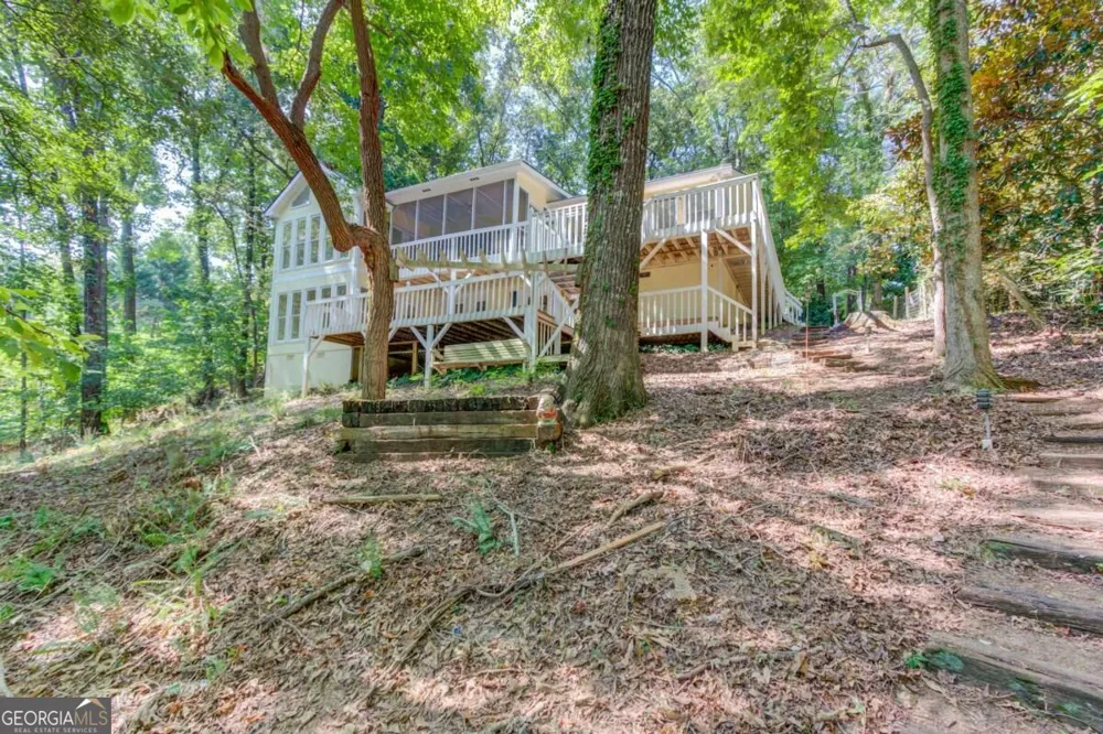 3629 Lakeview DR Gainesville, GA 30501