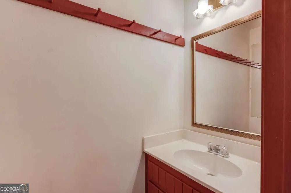 3629 Lakeview DR Gainesville, GA 30501