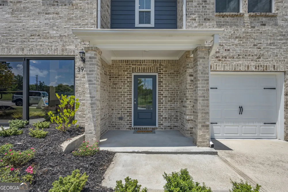 4020 Hidden River LN Oakwood, GA 30566