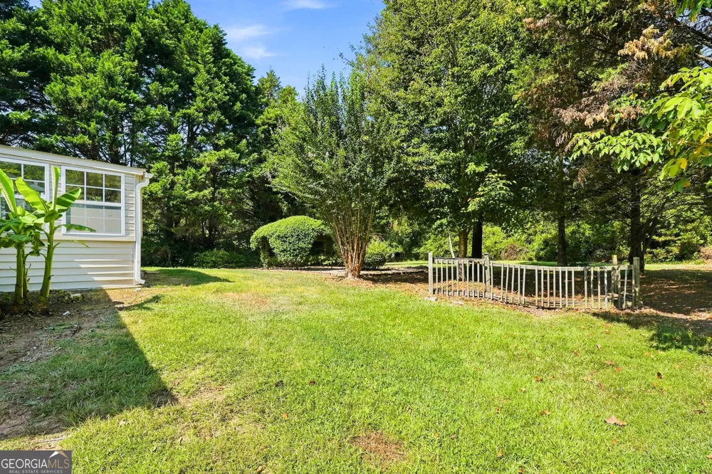 4293 Parks Ridge DR SW Snellville, GA 30039