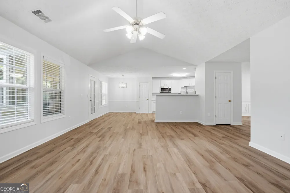 4293 Parks Ridge DR SW Snellville, GA 30039