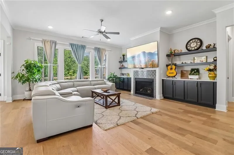 3836 Alice LN Suwanee, GA 30024