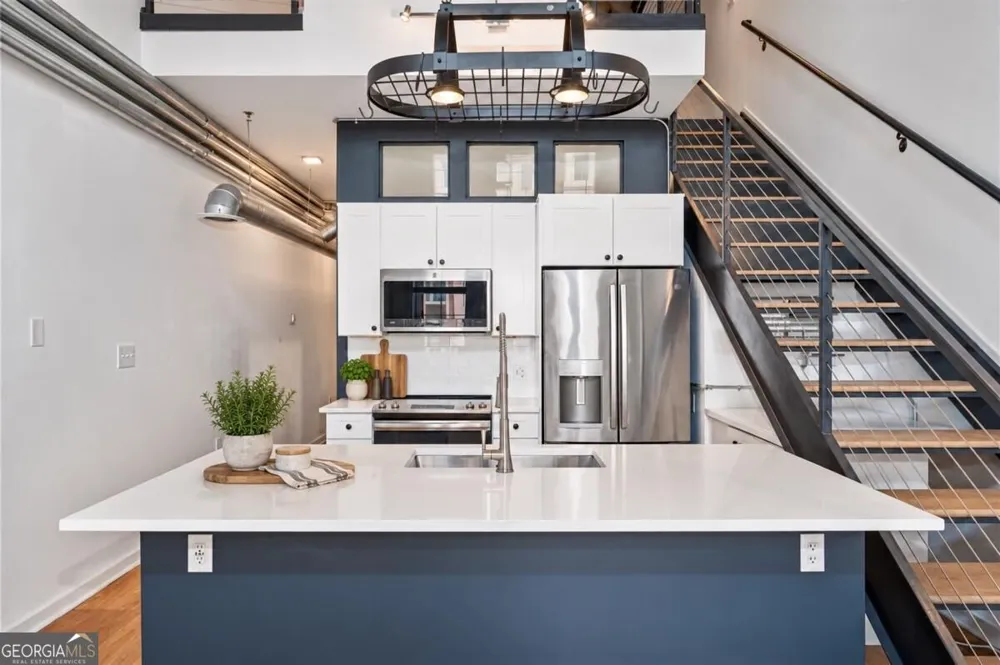 260 18th ST NW Atlanta, GA 30363