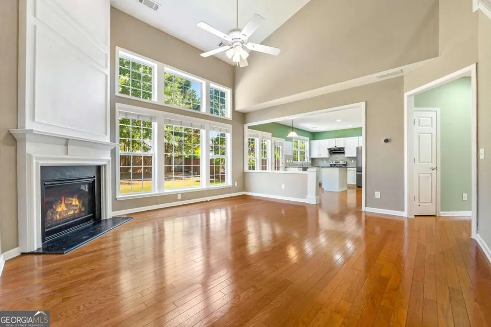 827 Poplar TER Canton, GA 30115