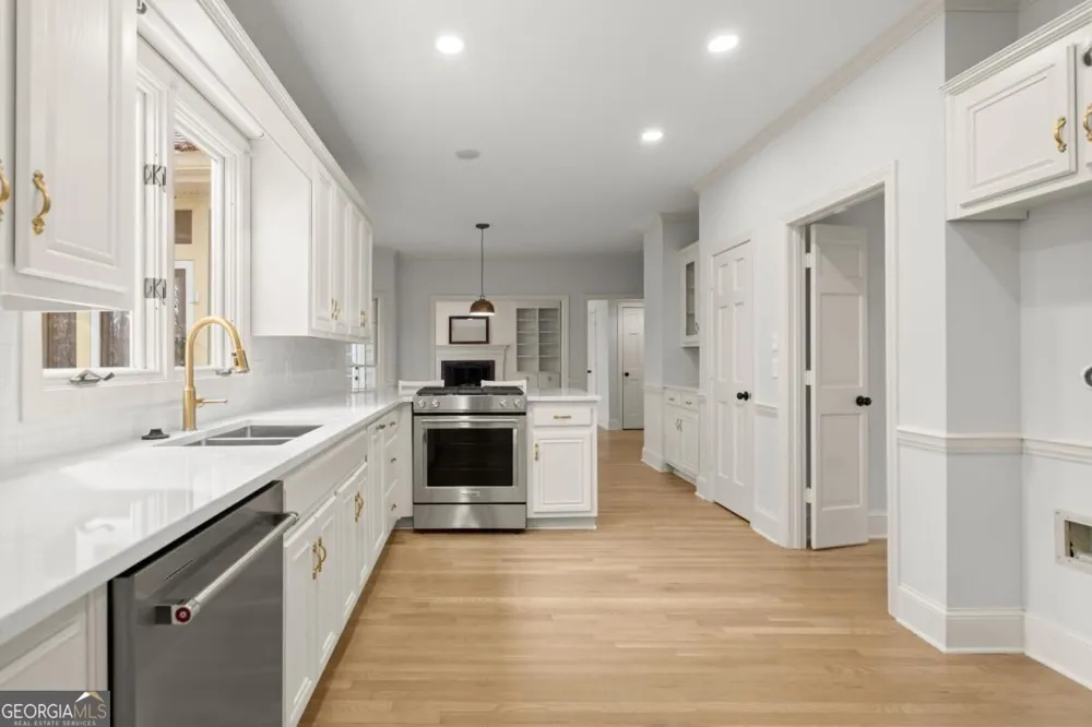 5435 Hoylake CT Johns Creek, GA 30097