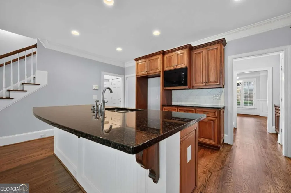 4787 Lakeway PL Alpharetta, GA 30005