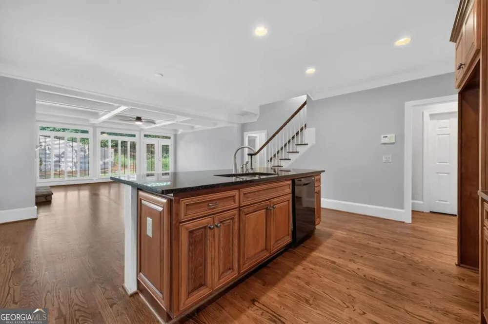 4787 Lakeway PL Alpharetta, GA 30005