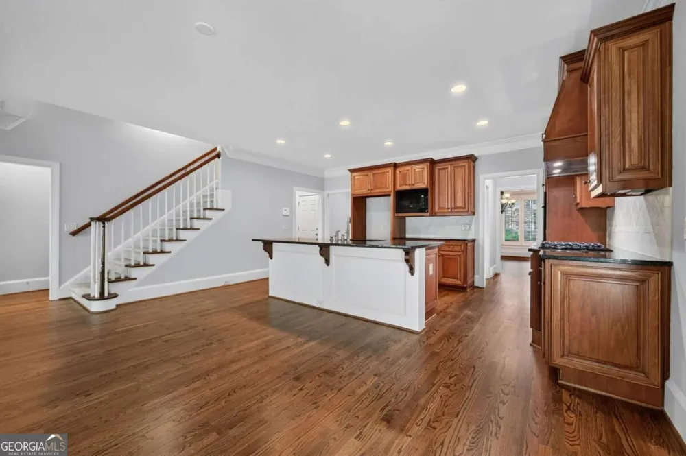 4787 Lakeway PL Alpharetta, GA 30005
