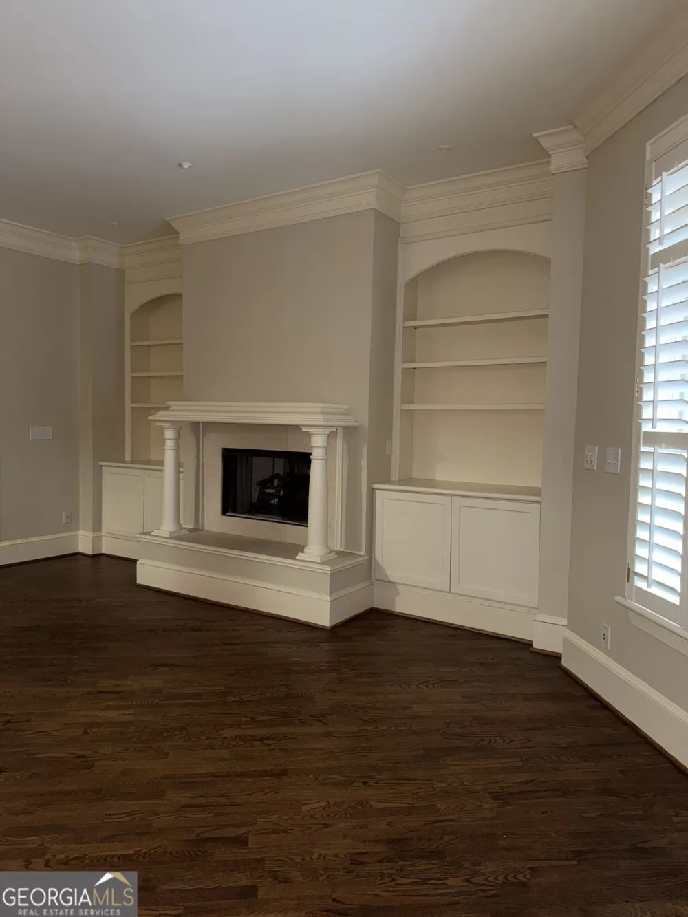 77 Peachtree PL NE Atlanta, GA 30309