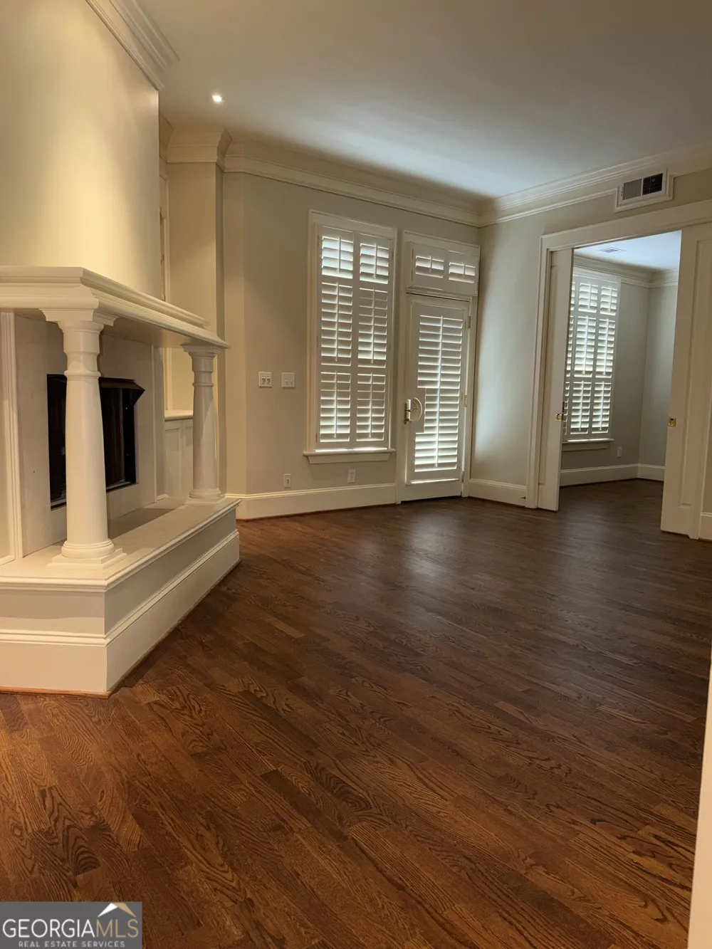 77 Peachtree PL NE Atlanta, GA 30309