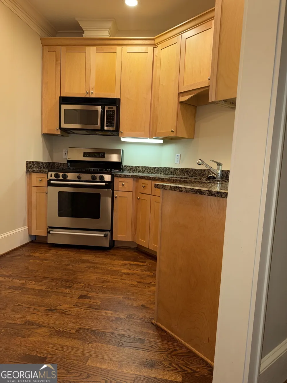 77 Peachtree PL NE Atlanta, GA 30309