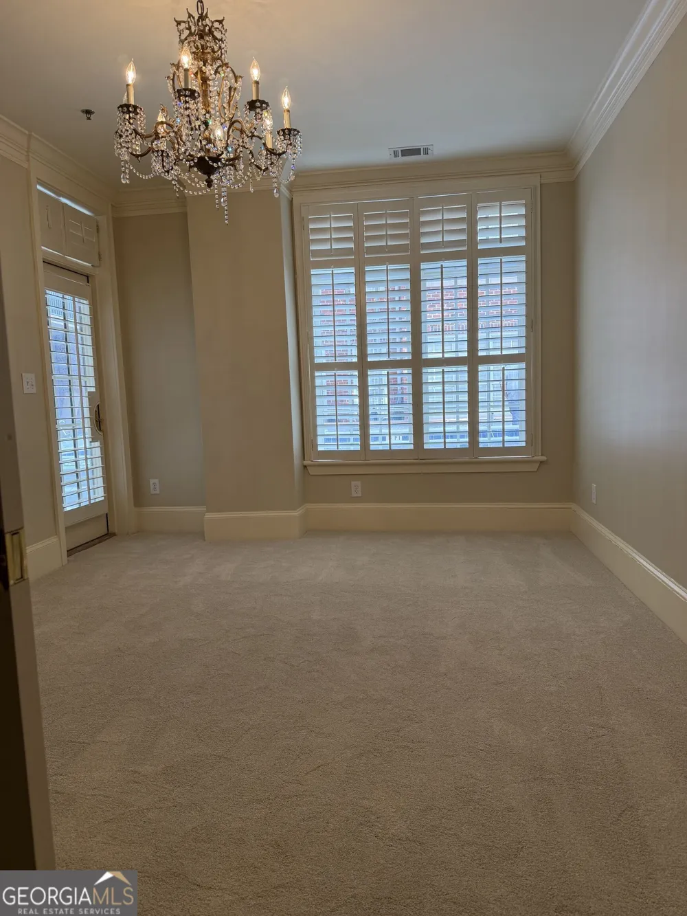 77 Peachtree PL NE Atlanta, GA 30309