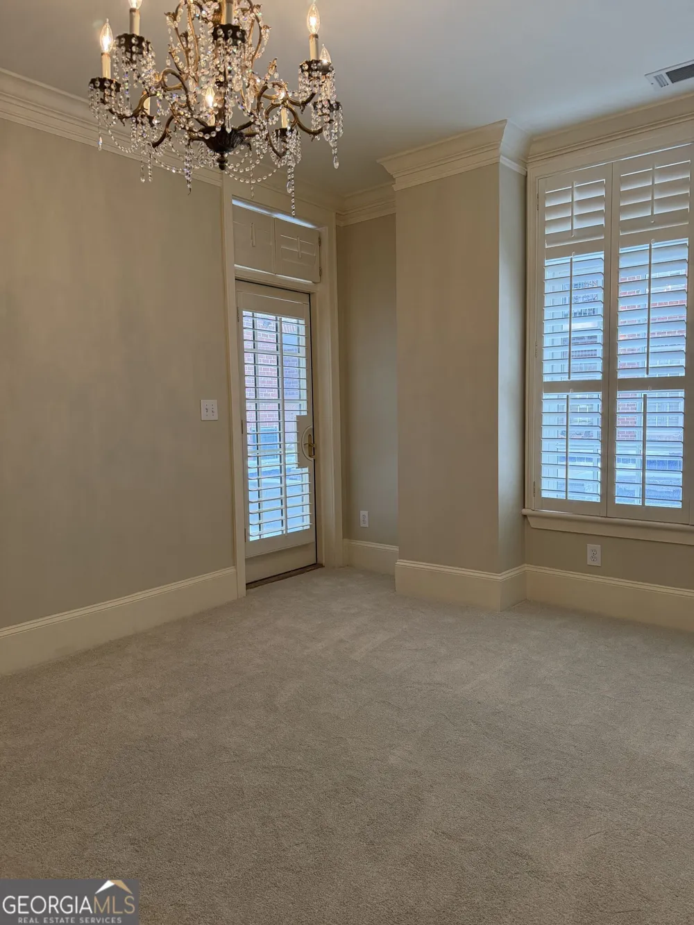 77 Peachtree PL NE Atlanta, GA 30309