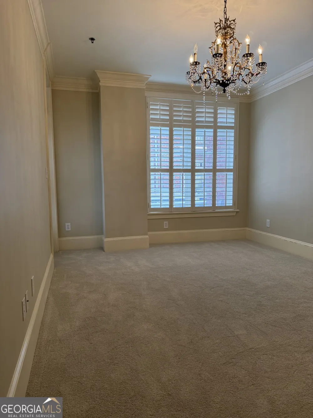 77 Peachtree PL NE Atlanta, GA 30309