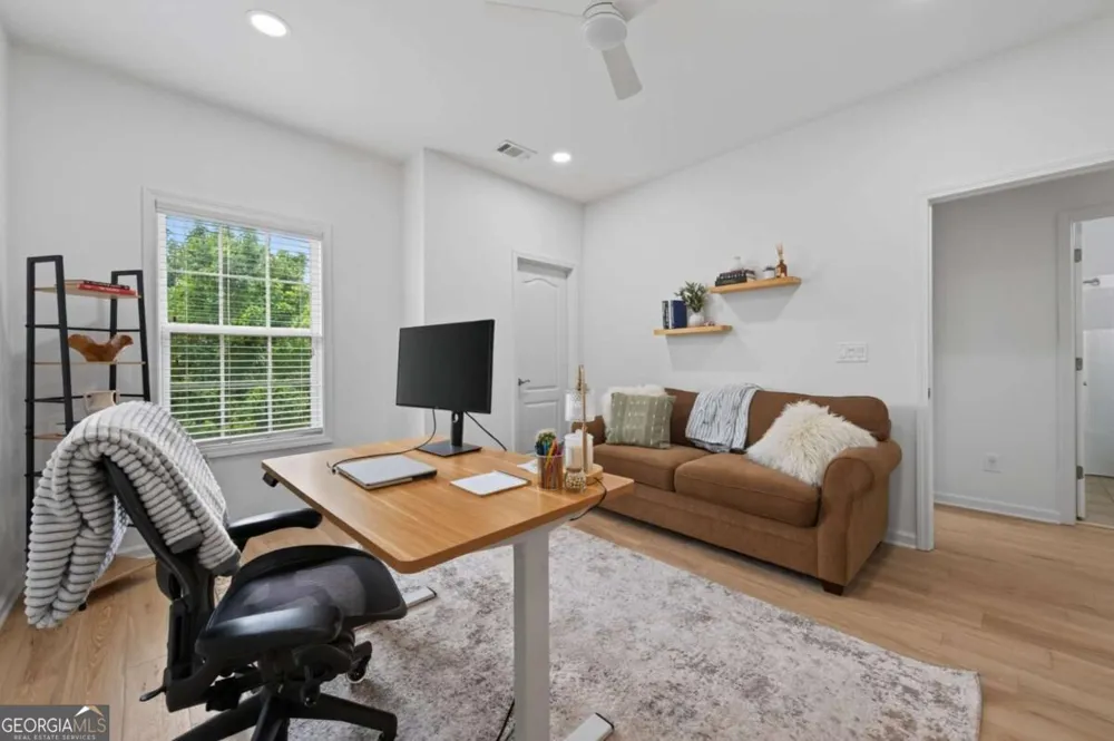 3880 Fairhill PT Alpharetta, GA 30004