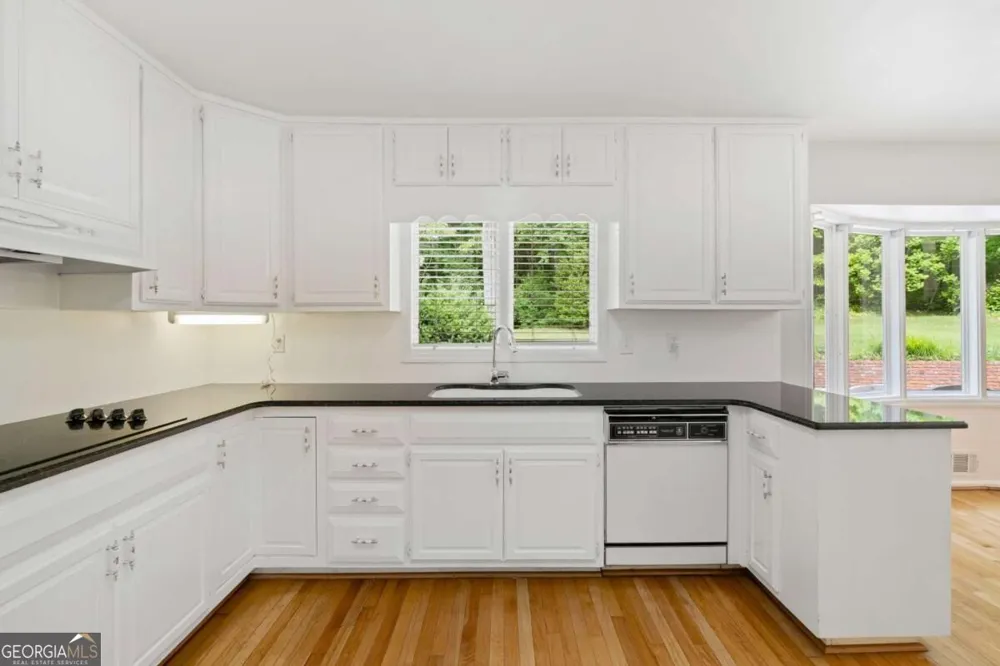 4670 Windsor DR SW Smyrna, GA 30082