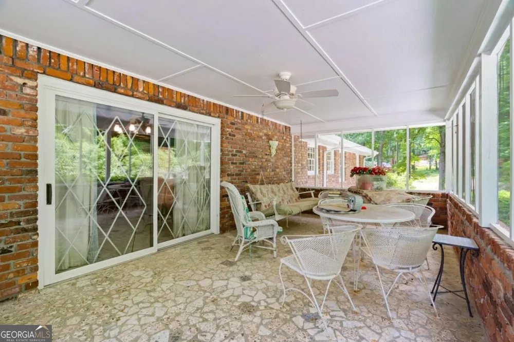 4670 Windsor DR SW Smyrna, GA 30082