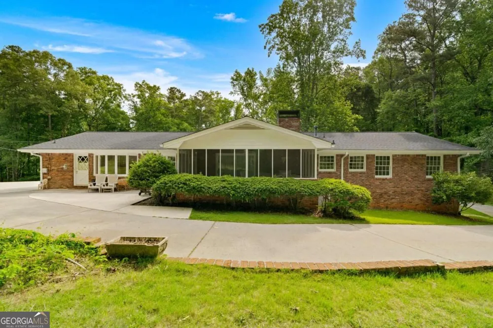 4670 Windsor DR SW Smyrna, GA 30082