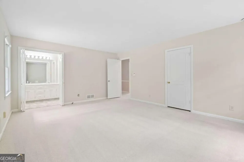4670 Windsor DR SW Smyrna, GA 30082