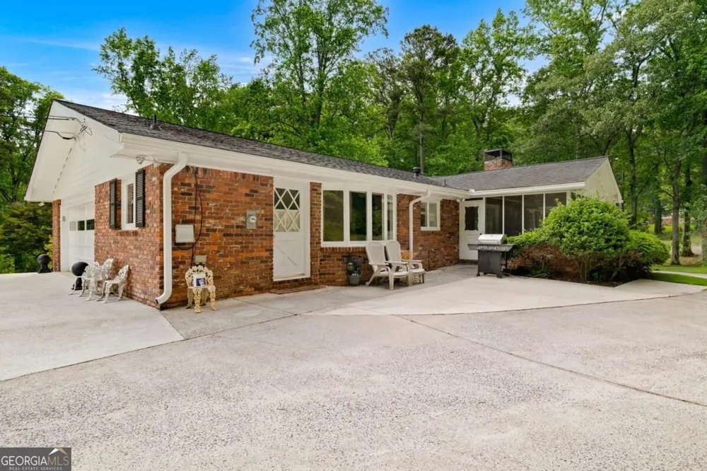 4670 Windsor DR SW Smyrna, GA 30082