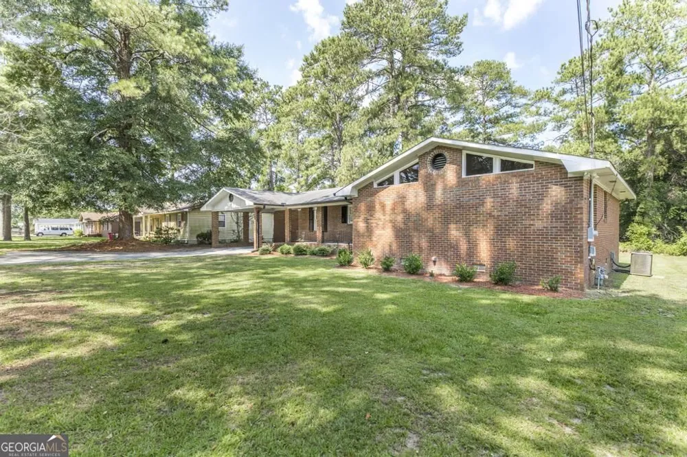 3878 Hitchcock RD Macon, GA 31217