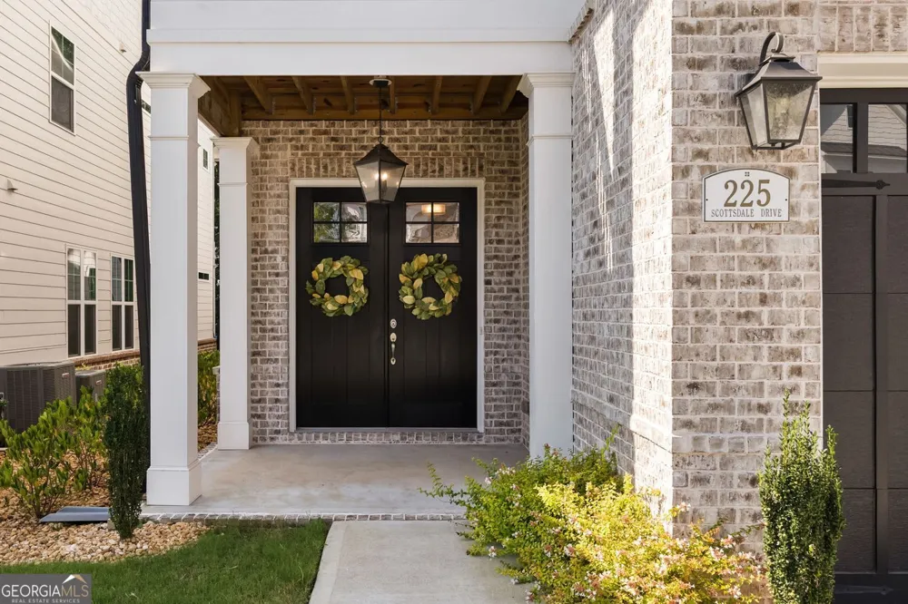 225 Scottsdale DR Marietta, GA 30064