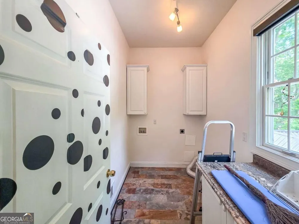 120 Sunrock Mountain TRCE Blue Ridge, GA 30513
