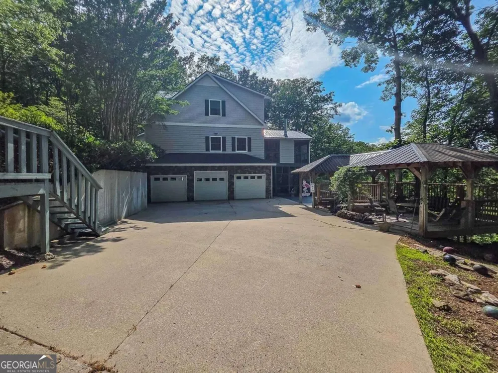 120 Sunrock Mountain TRCE Blue Ridge, GA 30513