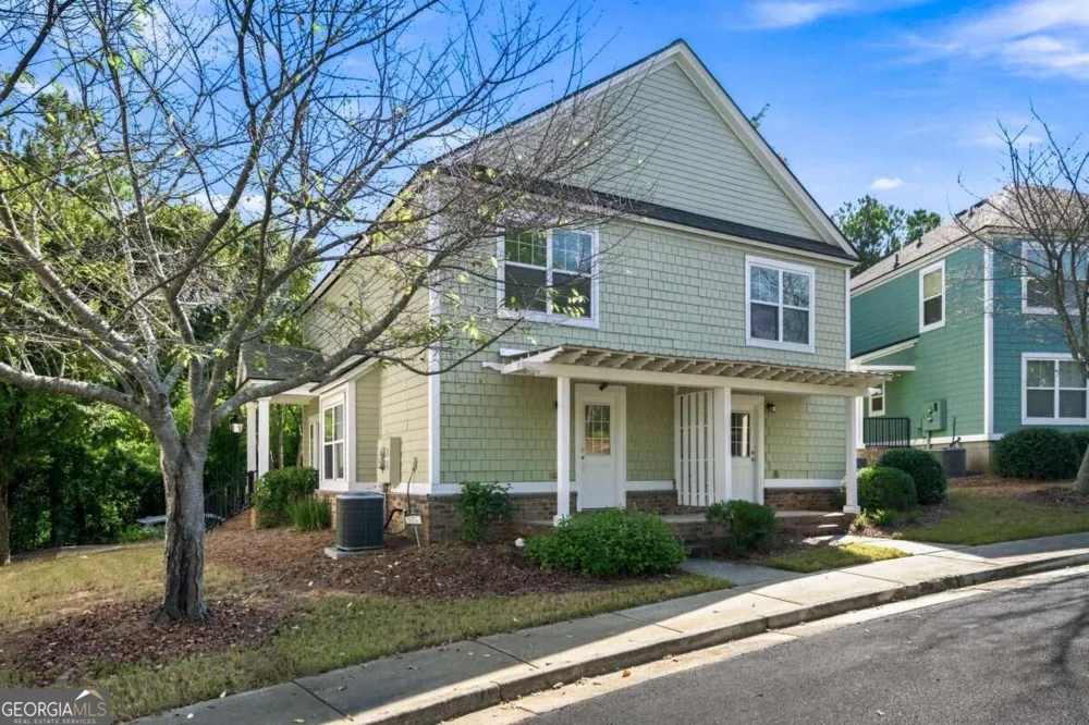 1035 Barnett Shoals RD Athens, GA 30605