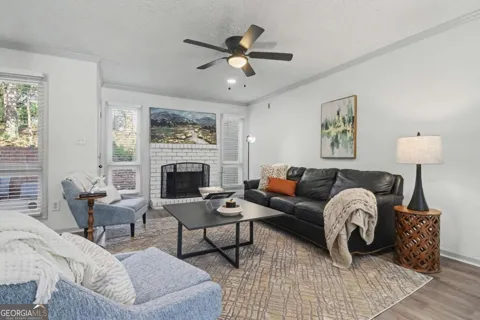 3293 Clairmont North NE
