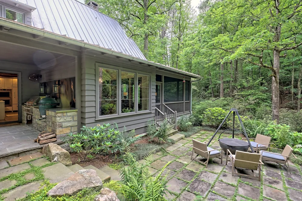 3622 Sandy Ford RD Clayton, GA 30525