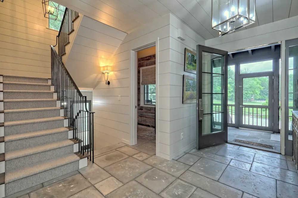 3622 Sandy Ford RD Clayton, GA 30525