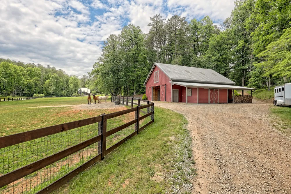 3622 Sandy Ford RD Clayton, GA 30525