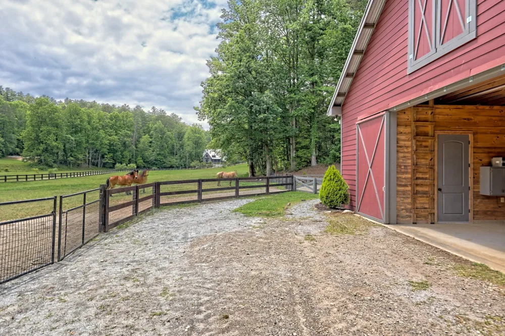 3622 Sandy Ford RD Clayton, GA 30525