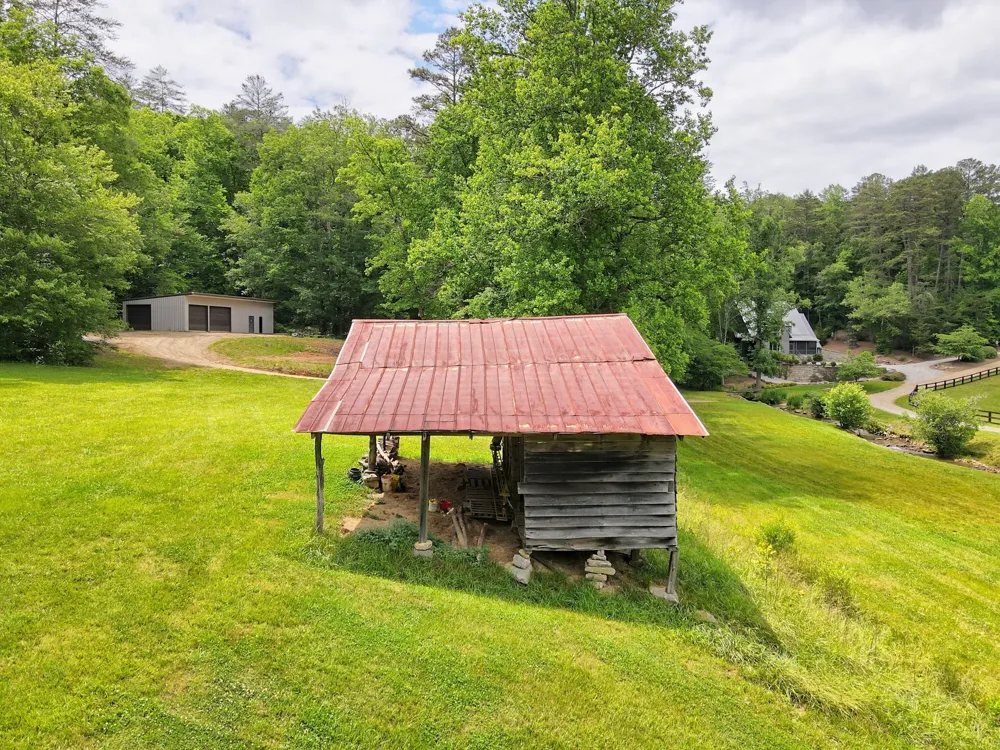 3622 Sandy Ford RD Clayton, GA 30525