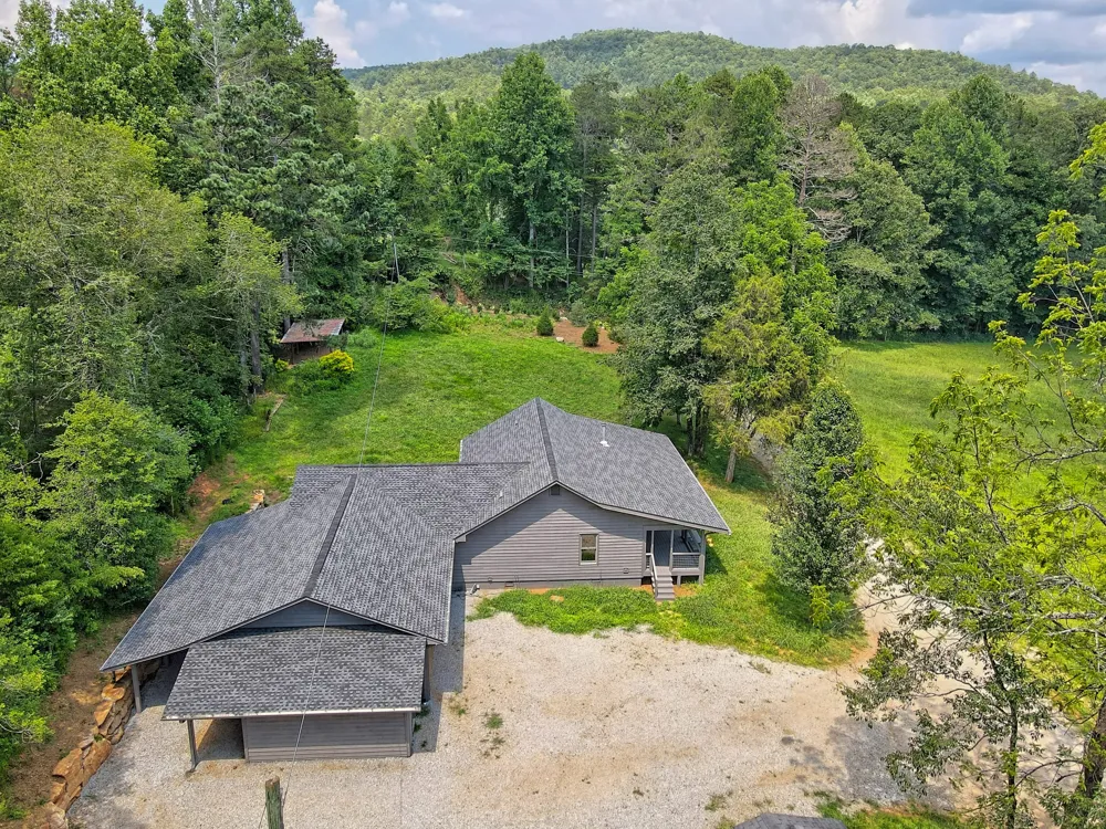 3622 Sandy Ford RD Clayton, GA 30525