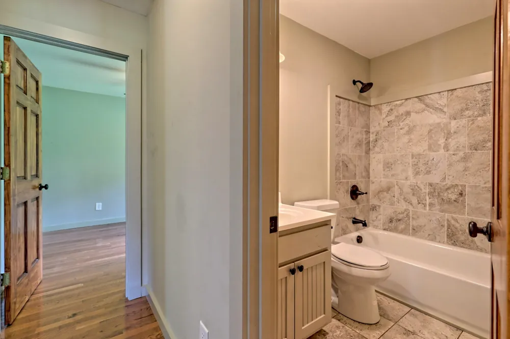 3622 Sandy Ford RD Clayton, GA 30525
