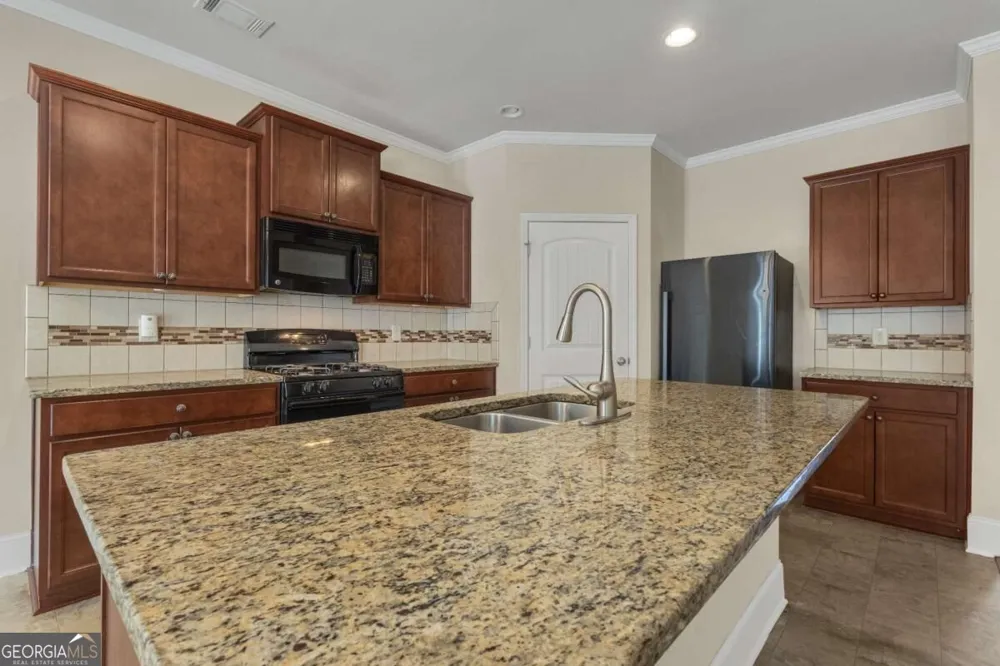 157 Westminster WAY Newnan, GA 30263
