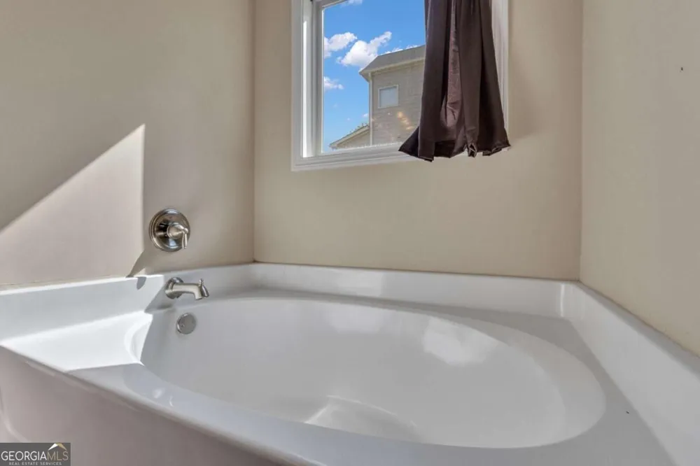 157 Westminster WAY Newnan, GA 30263