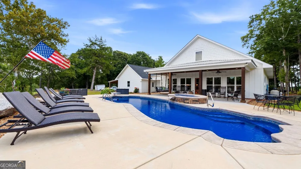 1188 Forsyth Yatesville RD Yatesville, GA 31097