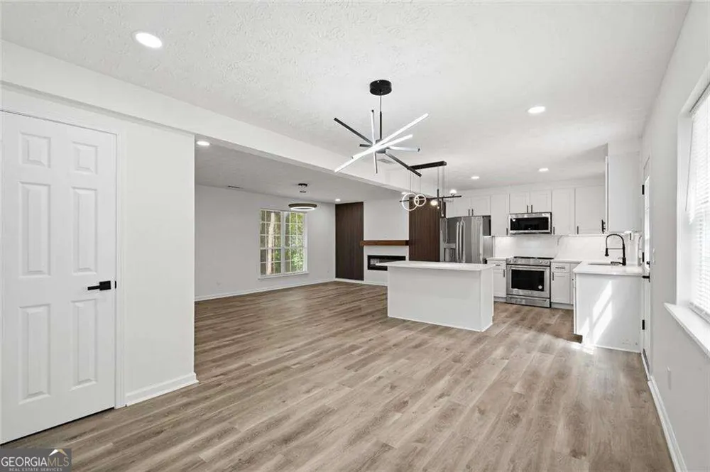 3434 Irvin DR Loganville, GA 30052