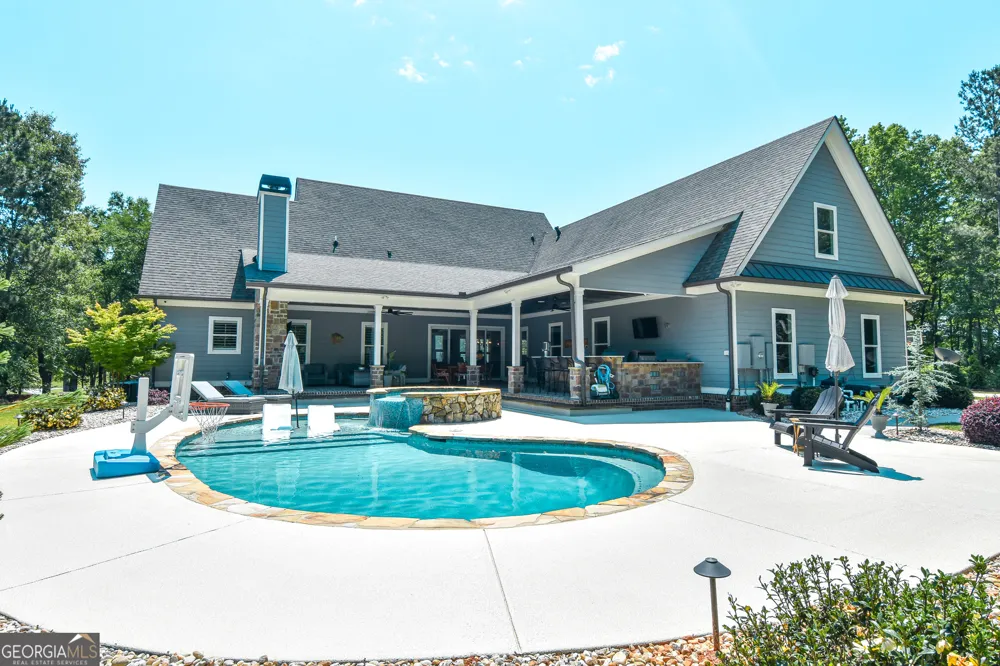 345 Huff Creek Rd Williamson, GA 30292