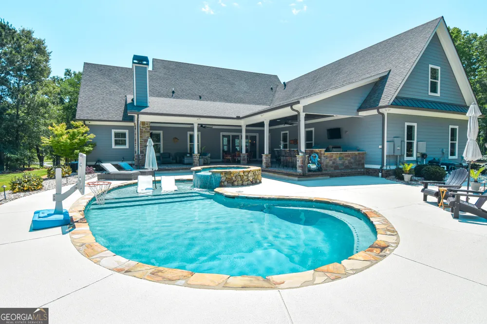 345 Huff Creek Rd Williamson, GA 30292