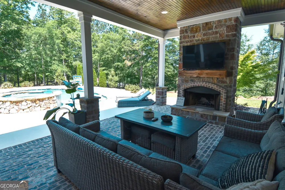 345 Huff Creek Rd Williamson, GA 30292