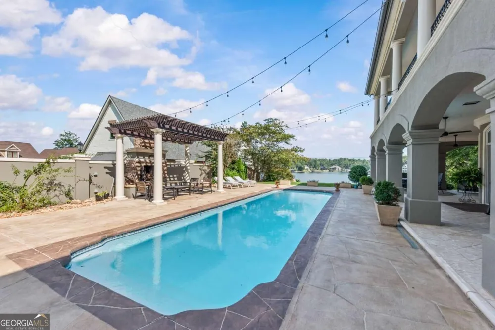199 Lakecrest DR Milledgeville, GA 31061