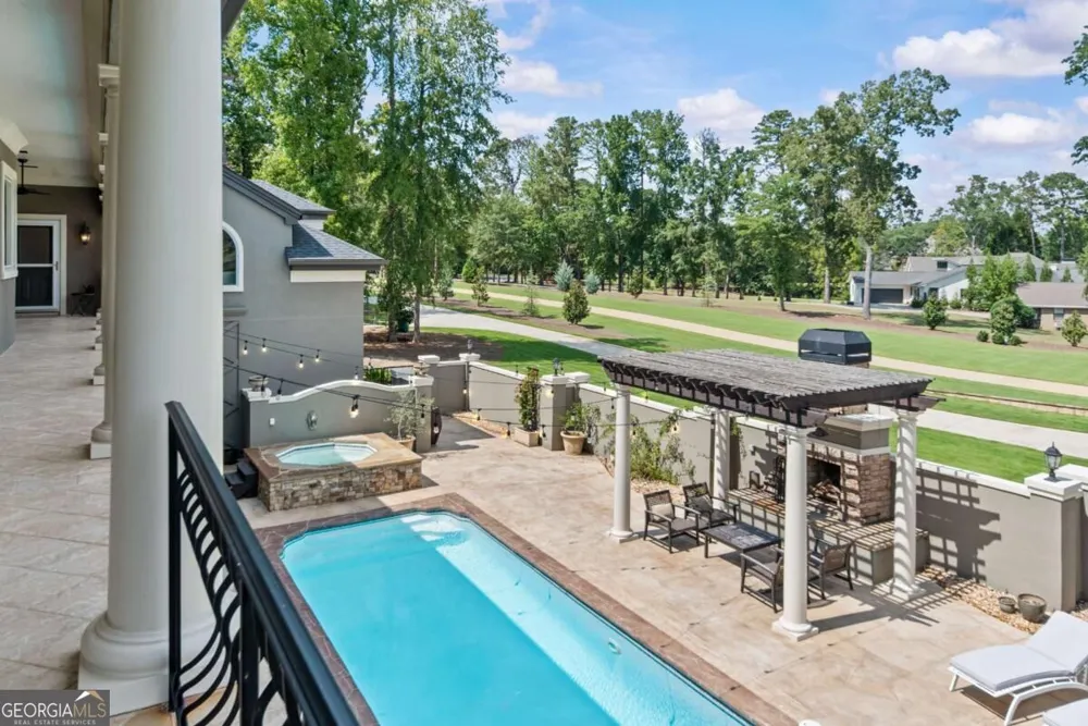 199 Lakecrest DR Milledgeville, GA 31061