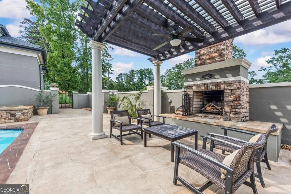 199 Lakecrest DR Milledgeville, GA 31061