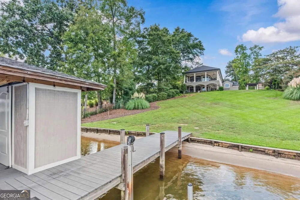 199 Lakecrest DR Milledgeville, GA 31061